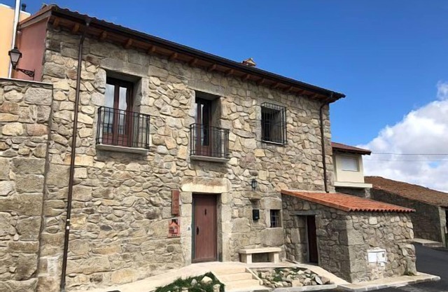 Luz de Gredos cottage for 8 people