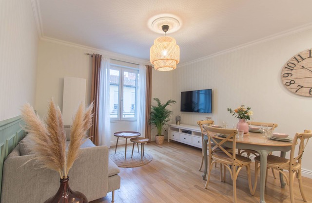 LYON 3, Quartier typique de LYON - 3 rooms 10 min from Part Dieu train station