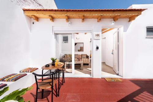 M&K Traditional House