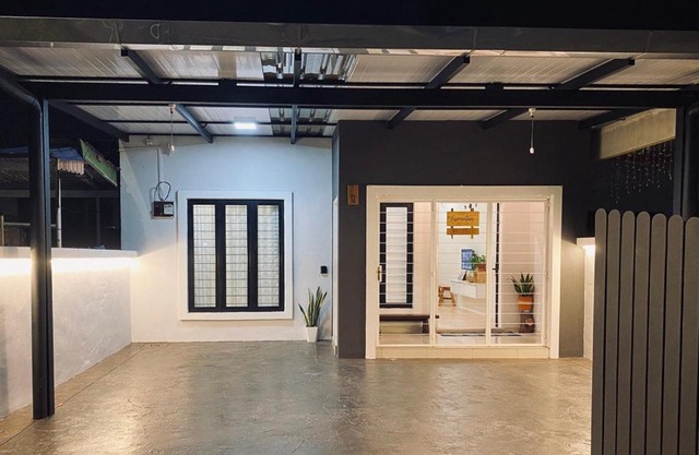 M12 Homestay, Butterworth