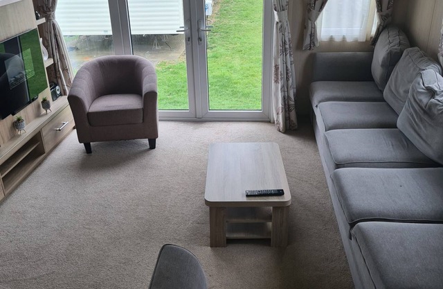 M411 8 Berth Caravan