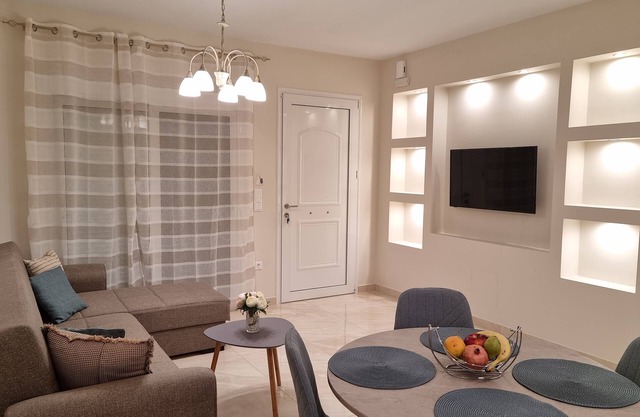 Ma Maison Bleue - Apartment in Rhodes at Kremasti village, near the airport