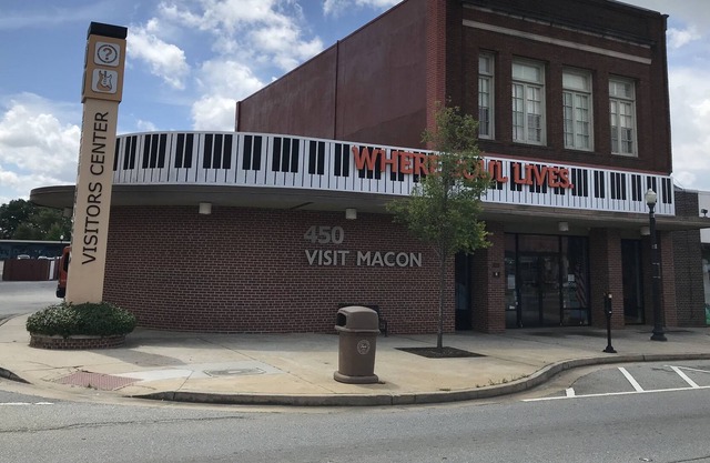 Macon Relax & Rejuvenate Loft