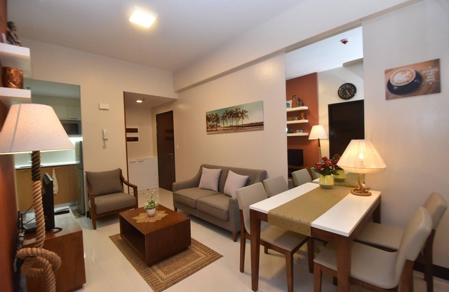 Mactan Newtown New Condo Suite 2BdRms w Wifi/Pool/Tennis