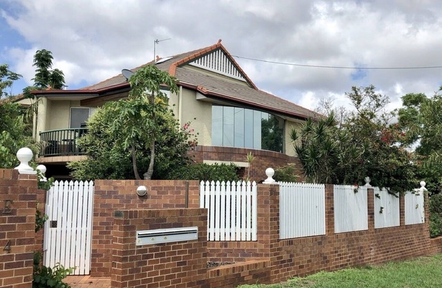 "Macville" Exclusive Range Side Apt #1