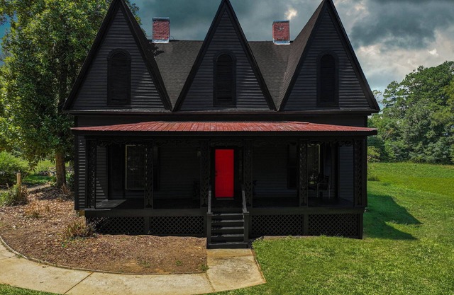 Madison Manor. Stay if you dare!