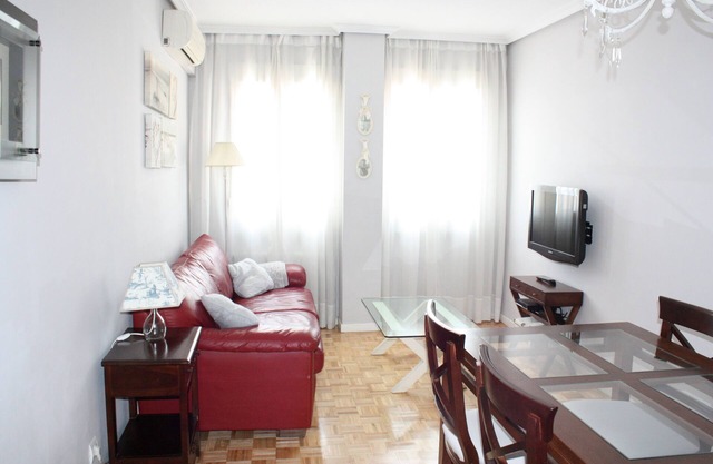 MADRID CENTER, WIFI (RETREAT IBIZA)