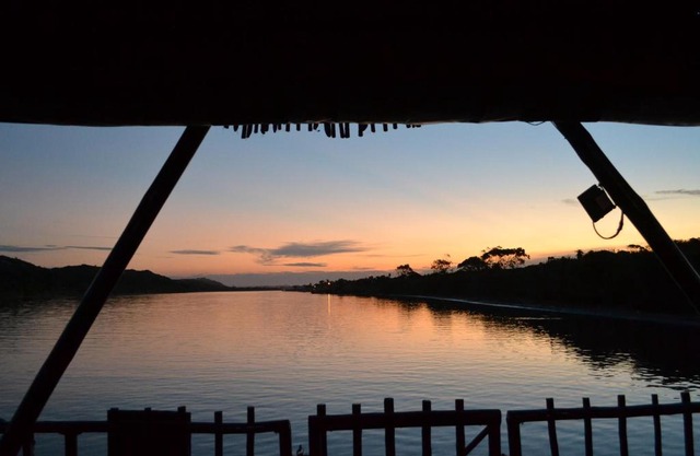 Maggie May House Boat - Colchester - 5km from Elephant Park
