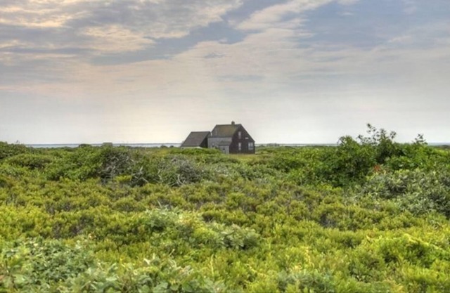 Magical and Memorable Vacation on the PRIVATE ISLAND of TUCKERNUCK!!