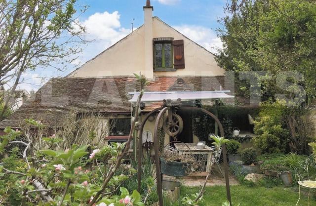 Magical Cottage with Garden