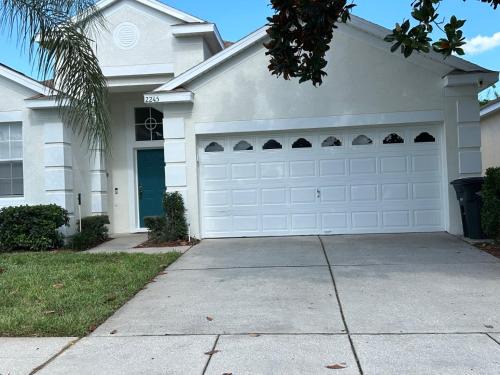Magical Home with private pool and close to parks