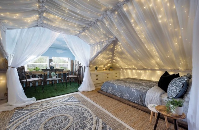 Magical Midsummer Night Glamping Loft w Bikes