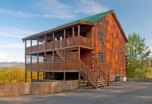 Magical Moose, 7bdrm 7bath, Specials, Free Tickets, Elevator, Hot Tub