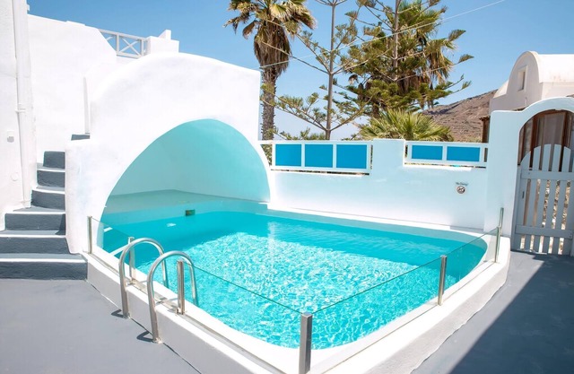 Magical Santorini Villa | 1 Bedroom | Cave Suite | Beautiful Sea Views &.