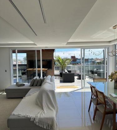 Magnífica cobertura vista mar