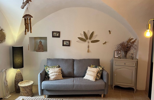 Magnifique Appartement Pour 4 Personnes Dans une Maison de Village du 18ème
