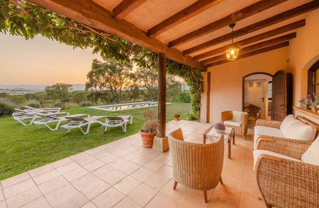 Magnificent farmhouse 13 minutes from the best beaches of the Costa Brava