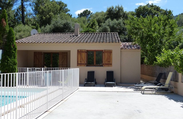Magnificent House With Heated Pool and Private Courtyard