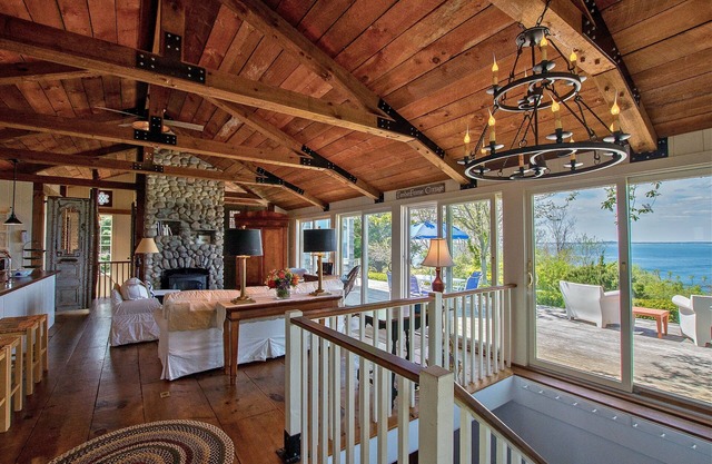 Magnificent Panoramic Oceanfront Timberframe n2 master suites, 3 baths, sleep 7