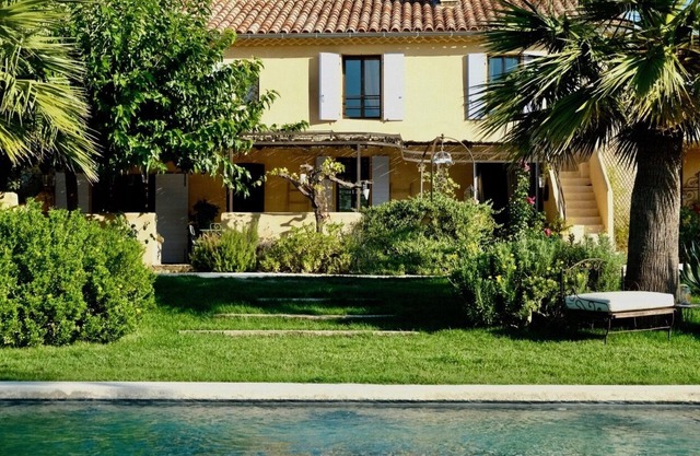 Magnificent renovated 18th century Bastide in Bandol