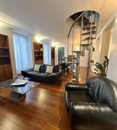 Magnifique appartement Paris proche Arc Triomphe