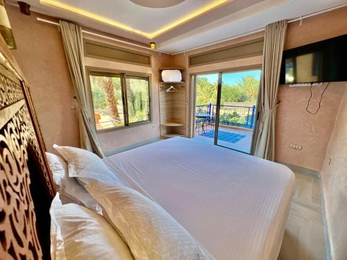 Magnifique logement Bord du Lac piscine privée