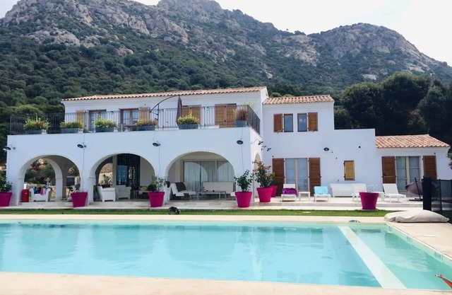 Magnifique Villa Avec Piscine à Lumio Avec vue mer Époustouflante