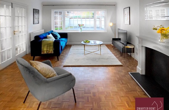 Maidenhead - Private Courtyard, 3Bed