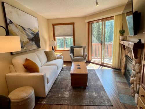 Main Village, Ski-in Ski-out, Hot Tub, Condo