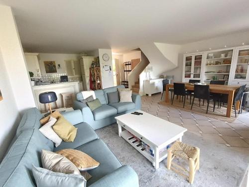 Maison 6 pers. avec jardin, terrasse, 2 piscines et parking - Alpilles/Luberon - FR-1-658-23