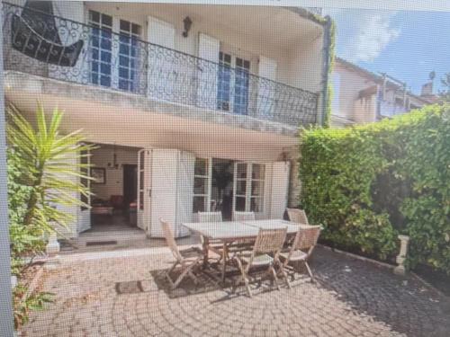 Maison au cœur du village