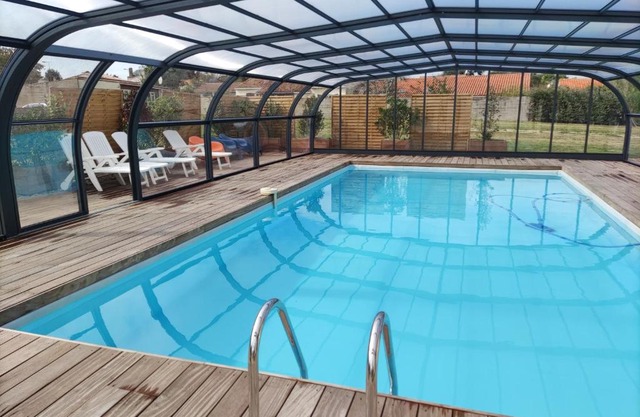 Maison avec piscine privée, proche plage