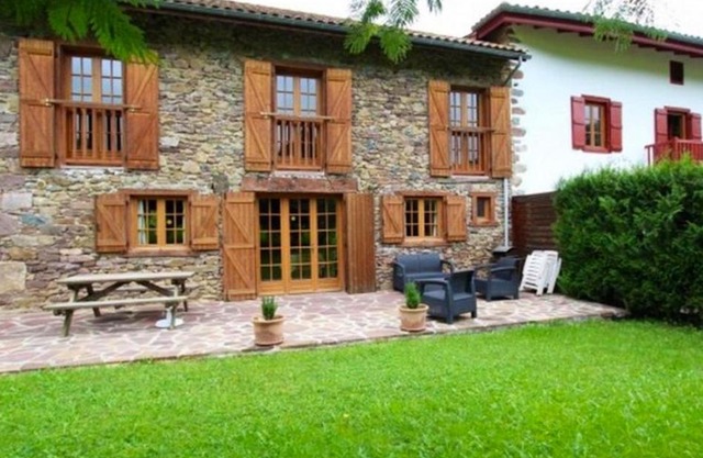 Maison charmante a Saint Etienne de Baigorry avec spa