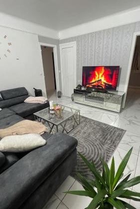 Maison calme, 5min Gare à pied