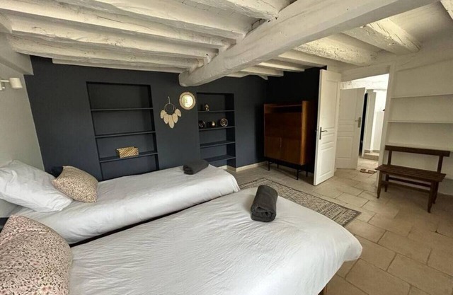 Maison Calme - Climatisée / 4 Chambres / Jardin