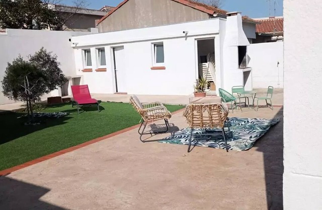 Maison Canetoise 2 bedrooms, air conditioning, parking, Wi-Fi near the beach