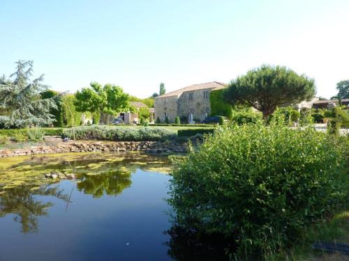 Maison charmante à Landevieille avec jardin clos