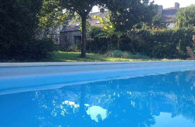 Maison de charme avec piscine (11x5) bord de mer
