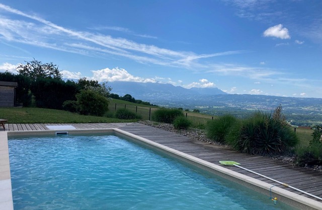 Maison de Charme à la Campagne à 15 Minutes de Genève