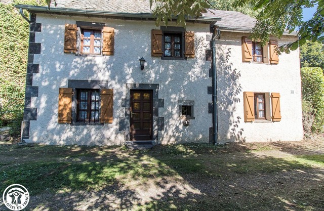 Maison de Village Traditionnelle Idéale Pour Découvrir le Département