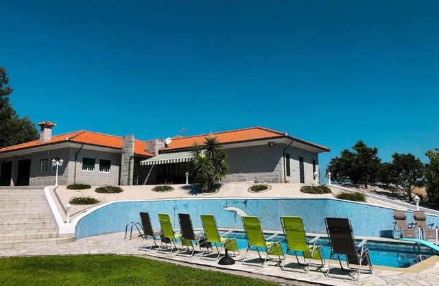 Maison familiale de caractère avec piscine