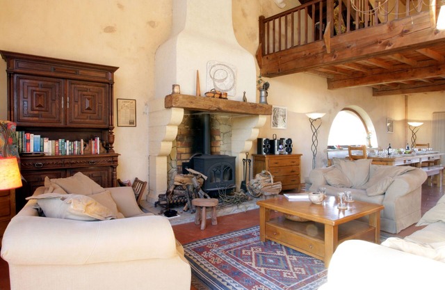 Maison d'Artistes in the countryside - Pyrenees view