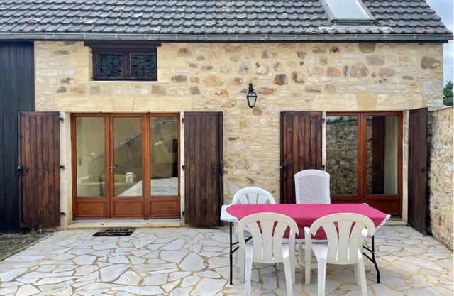 Maison de campagne pour 4 proche de Sarlat