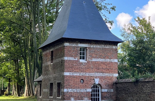 Maison Historique D'époque Henri IV Dans le Parc du Château
