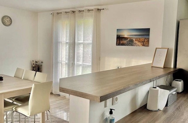 Maison Spacieuse de Lila Avec 3 Place de Parking