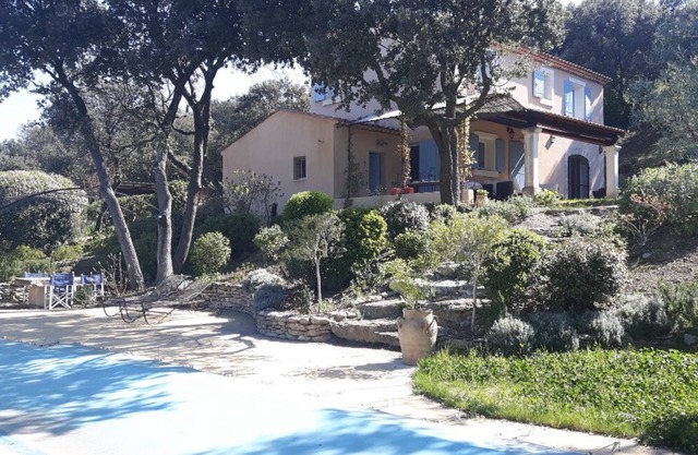Maison sur la Colline, Lagnes Proche de Gordes et Lisle sur la Sorgue