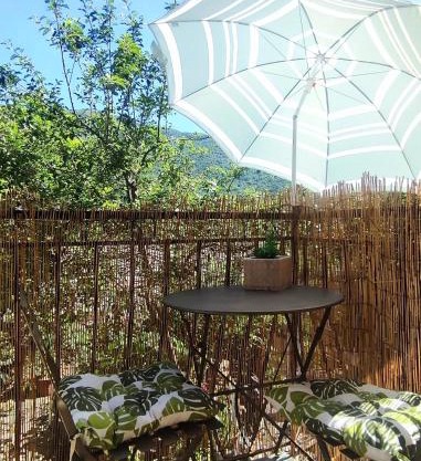 Maison typique de village Corse , 10 min aéroport et de la mer