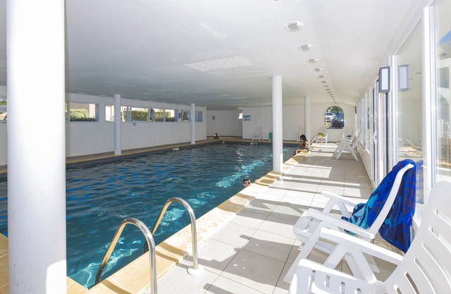 Maisonnette Spacieuse + Terrasse | Accès Piscine
