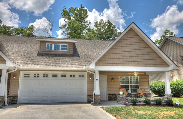 Majestic Cove #331-Your Peaceful Retreat in the Heart of Pigeon Forge!