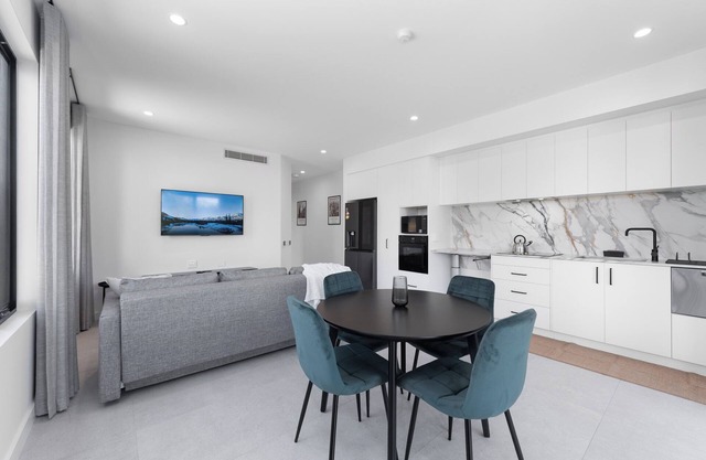 Mangini Apartments Su